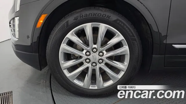 Cadillac XT5 2019 thumb 5