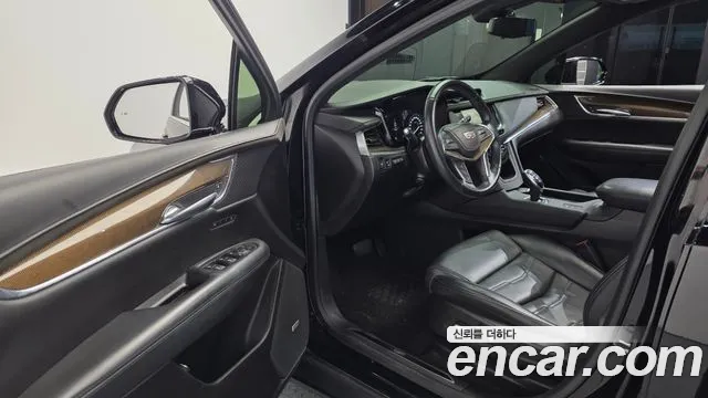 Cadillac XT5 2019 thumb 10