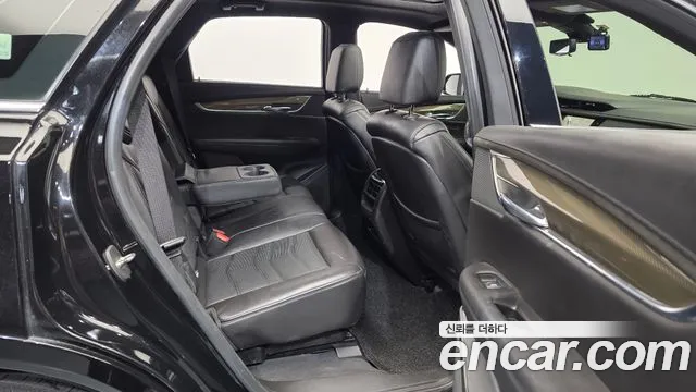 Cadillac XT5 2019 thumb 12