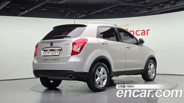 KG_Mobility_Ssangyong KORANDO 2014 thumb 2