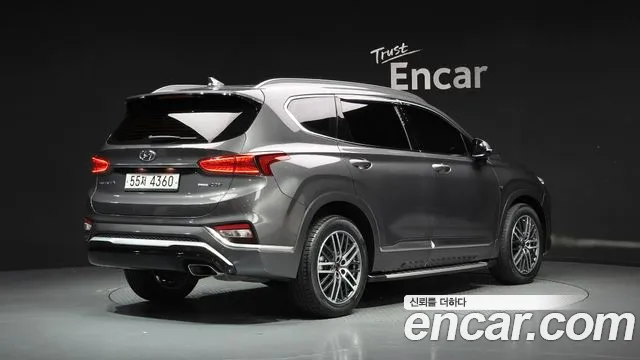 Hyundai Santa Fe 2019 thumb 2