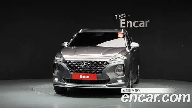 Hyundai Santa Fe 2019 thumb 3