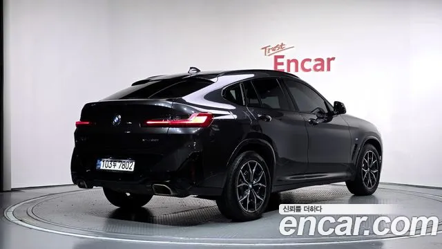 BMW X4 2023 thumb 2