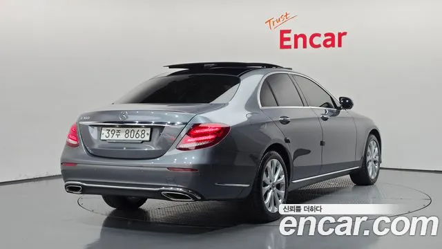Mercedes-Benz E-Класс 2019 thumb 2