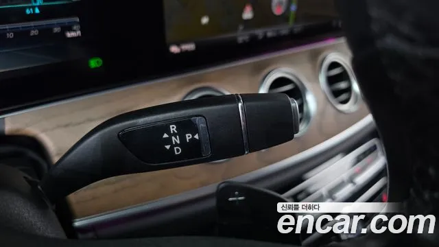 Mercedes-Benz E-Класс 2019 thumb 9