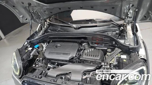 MINI Countryman 2023 thumb 6