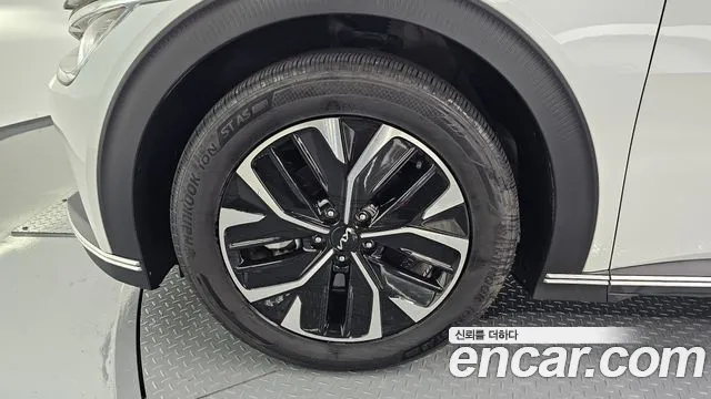 Kia EV6 2022 thumb 5