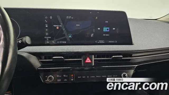 Kia EV6 2022 thumb 12