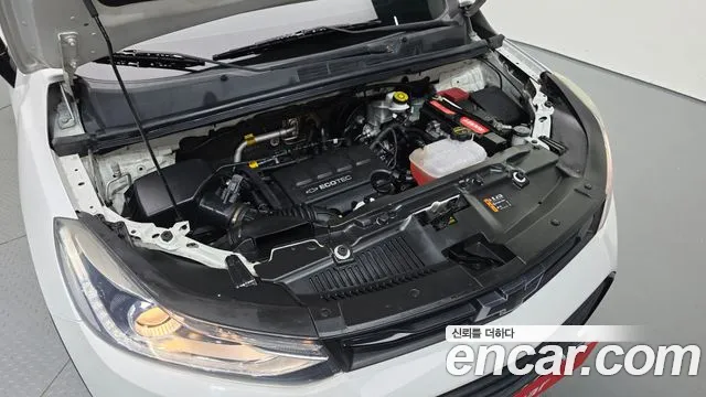 ChevroletGMDaewoo Tracker 2019 thumb 6