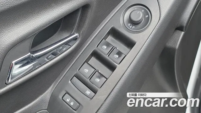 ChevroletGMDaewoo Tracker 2019 thumb 12