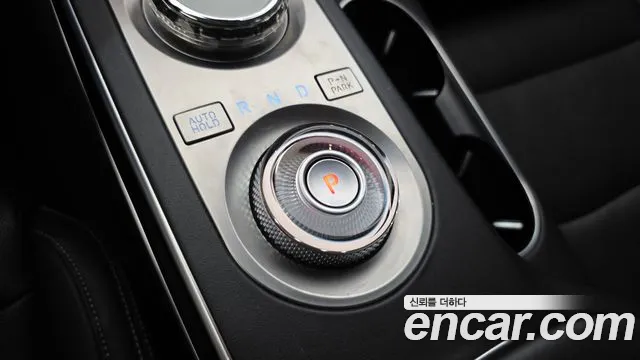 Genesis GV70 2021 thumb 9
