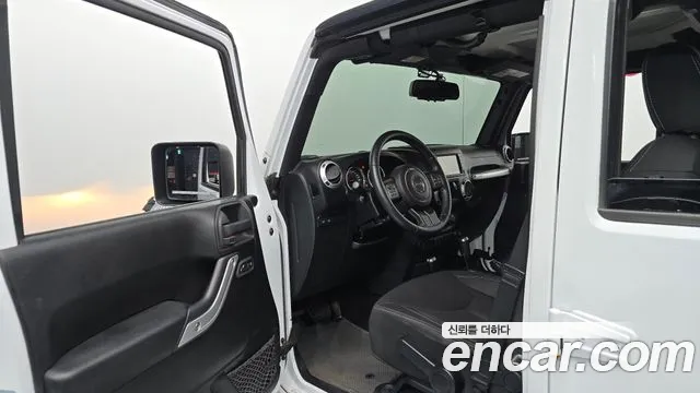 Jeep Wrangler 2015 thumb 10