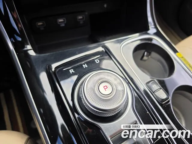 Kia Carnival 2022 thumb 9
