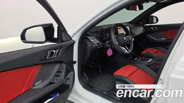 BMW 1-Series 2026 thumb 10