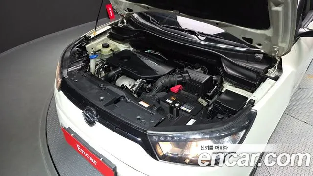 KG_Mobility_Ssangyong TIBOLI 2015 thumb 6