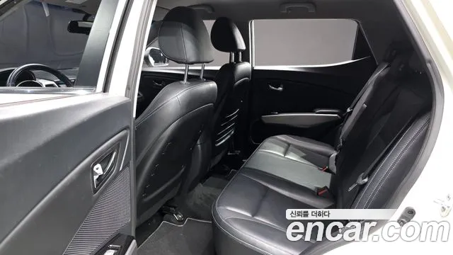 KG_Mobility_Ssangyong TIBOLI 2015 thumb 11
