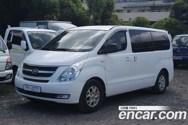 Hyundai Starex 2015 thumb 2