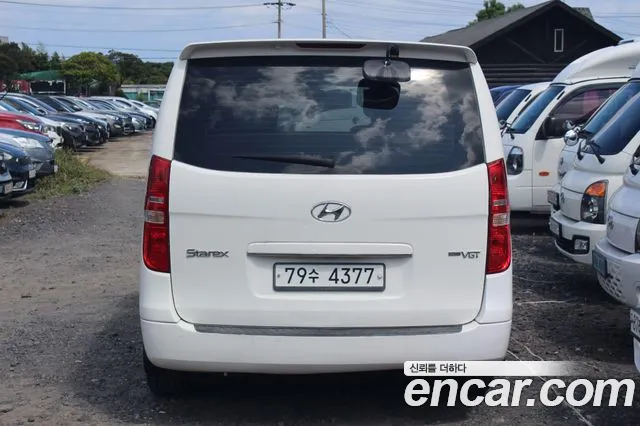 Hyundai Starex 2015 thumb 4