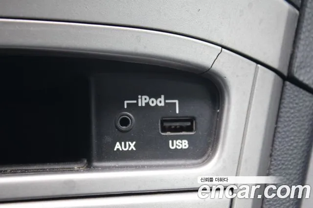 Hyundai Starex 2015 thumb 10