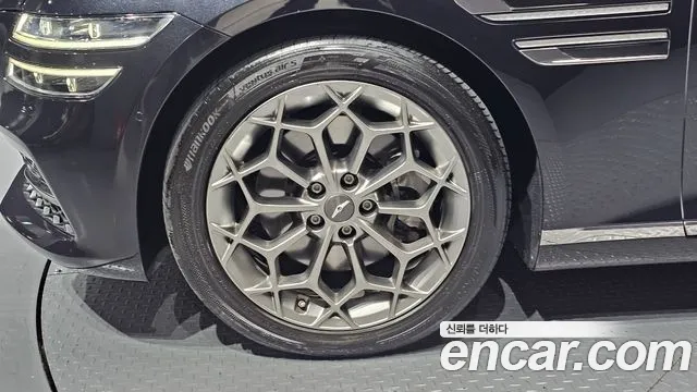 Genesis G80 2021 thumb 5