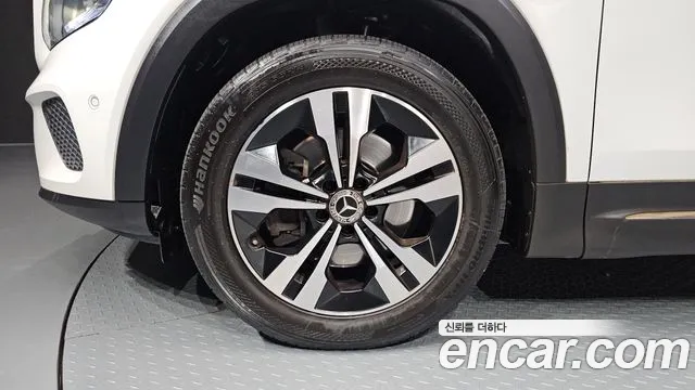 Mercedes-Benz GLB 2021 thumb 4