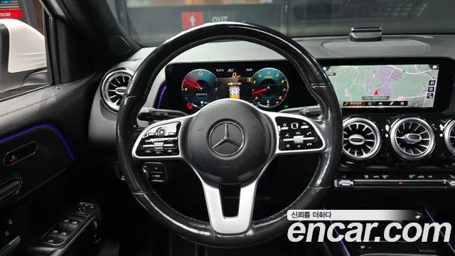 Mercedes-Benz GLB 2021 thumb 12