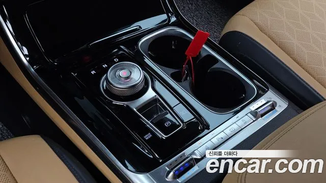 Kia Carnival 2023 thumb 9