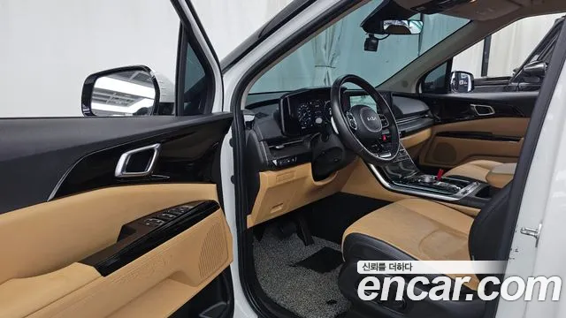 Kia Carnival 2023 thumb 10