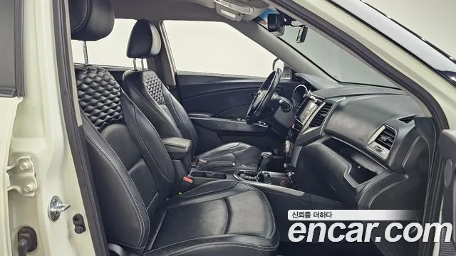 KG_Mobility_Ssangyong TIBOLI 2018 thumb 11