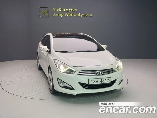 Hyundai i40 2013 thumb 12