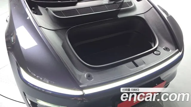 Tesla Model Y 2026 thumb 6