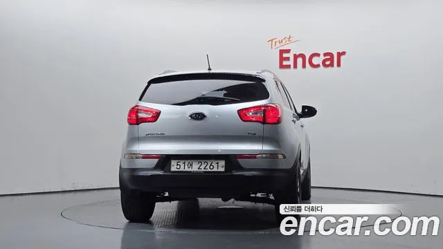 Kia Sportage 2012 thumb 4