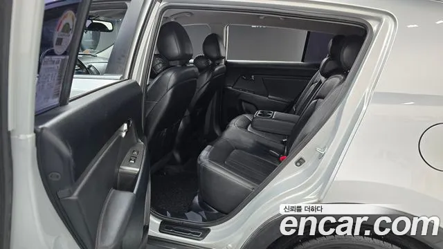 Kia Sportage 2012 thumb 12
