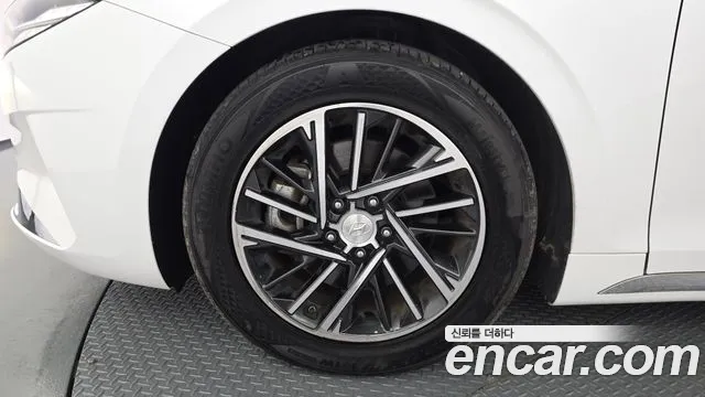 Hyundai Grandeur 2020 thumb 5