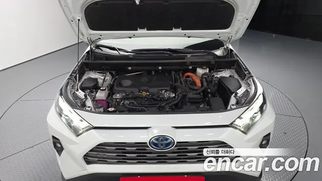 Toyota RAV4 2023 thumb 5