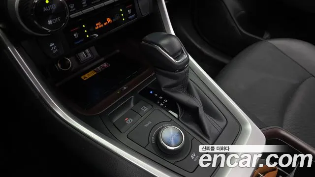 Toyota RAV4 2023 thumb 8