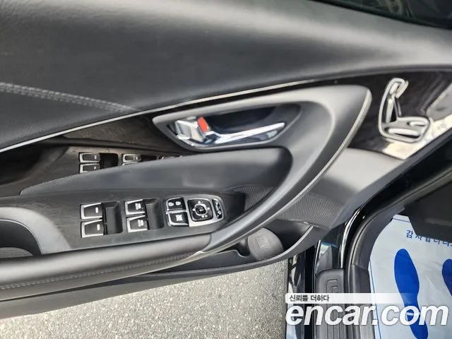 Hyundai Grandeur 2016 thumb 8