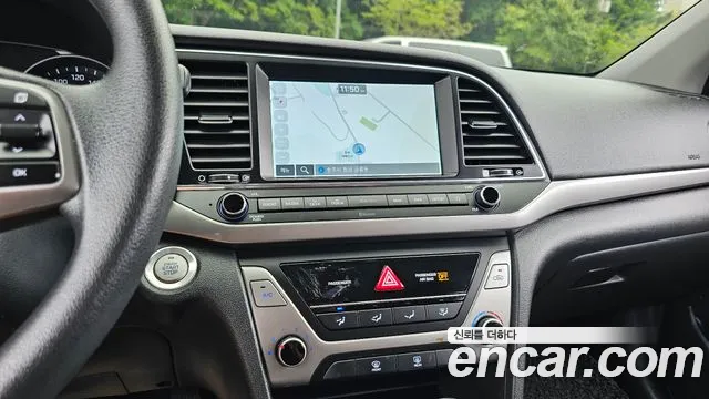 Hyundai Avante 2018 thumb 12