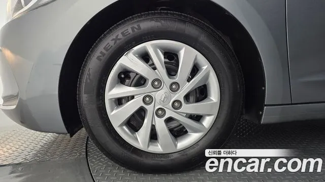 Hyundai Avante 2018 thumb 5