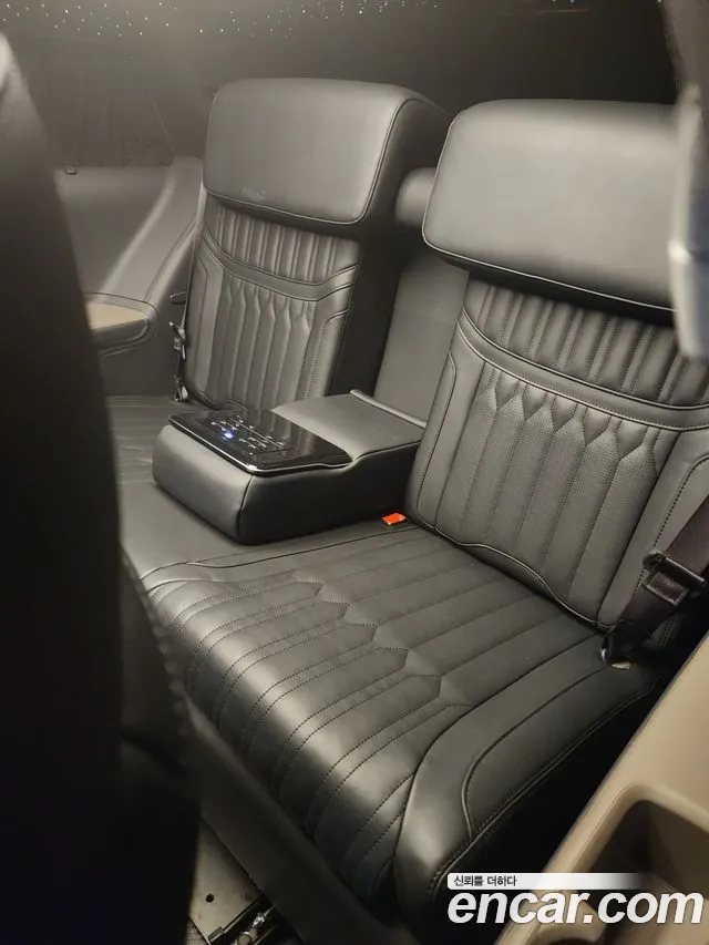 Kia Carnival 2025 thumb 2