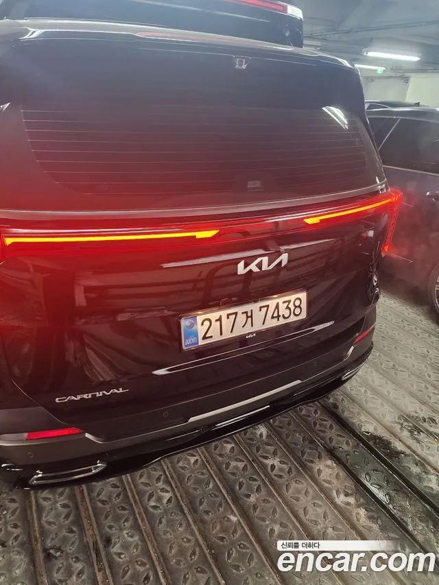 Kia Carnival 2025 thumb 3