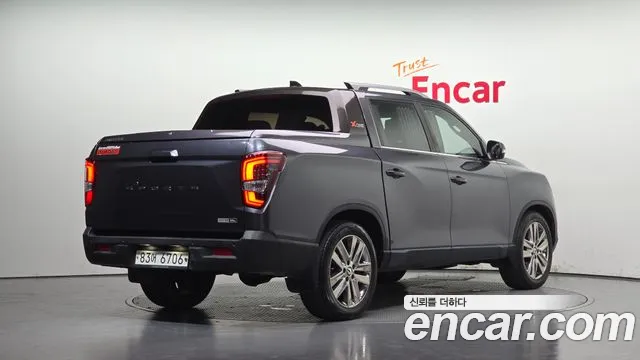 KG_Mobility_Ssangyong Rexton 2018 thumb 2