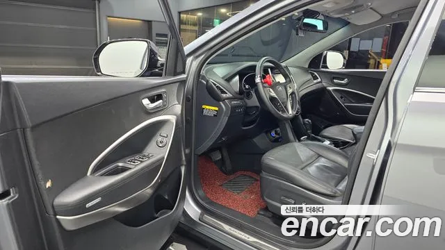 Hyundai Santa Fe 2016 thumb 10