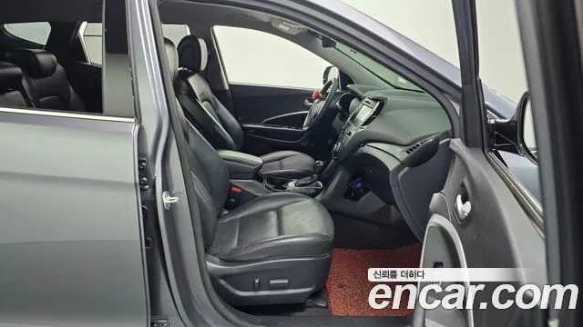 Hyundai Santa Fe 2016 thumb 11