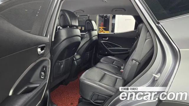Hyundai Santa Fe 2016 thumb 12