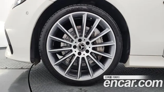 Mercedes-Benz E-Класс 2021 thumb 4
