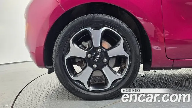 Kia Ray 2015 thumb 5