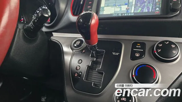 Kia Ray 2015 thumb 9