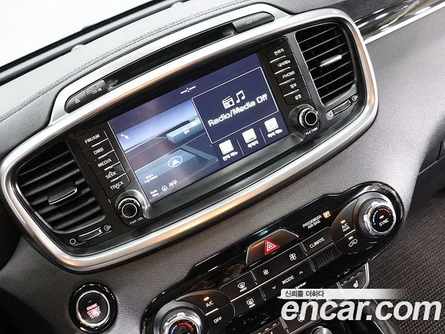 Kia Sorento 2016 thumb 8