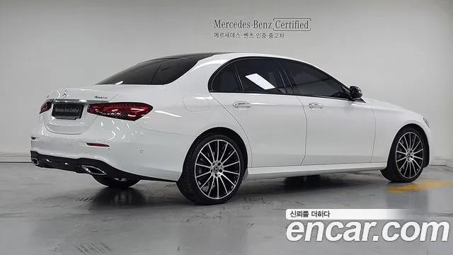 Mercedes-Benz E-Класс 2023 thumb 2